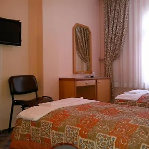 https://yalta-hotel.istanbul-turkeyhotels.com